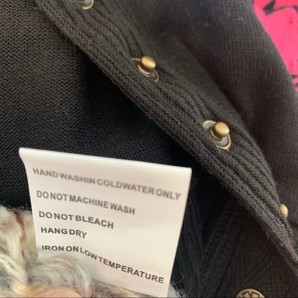 SOLITAIRE long sleeveless cardigan S in beautiful neutrals top hook closure - Picture 9 of 14